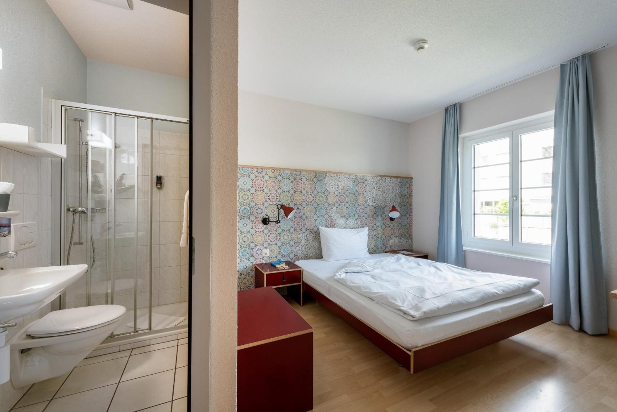 Baeren Self Check-In Hotel Solothurn Room photo
